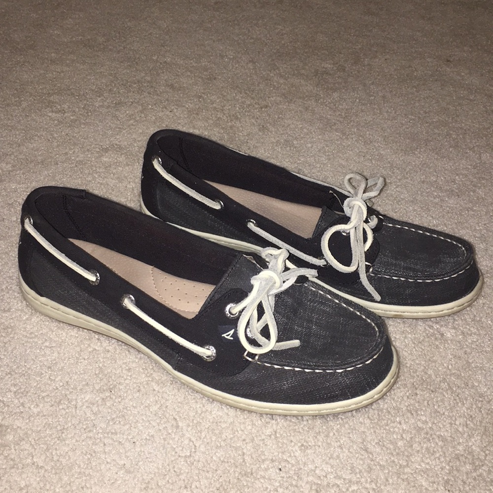 sperry black boat shoes